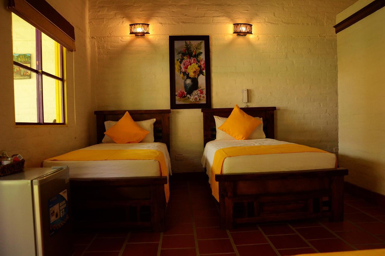Hotel Campestre Tardes Calenas Yumbo Esterno foto