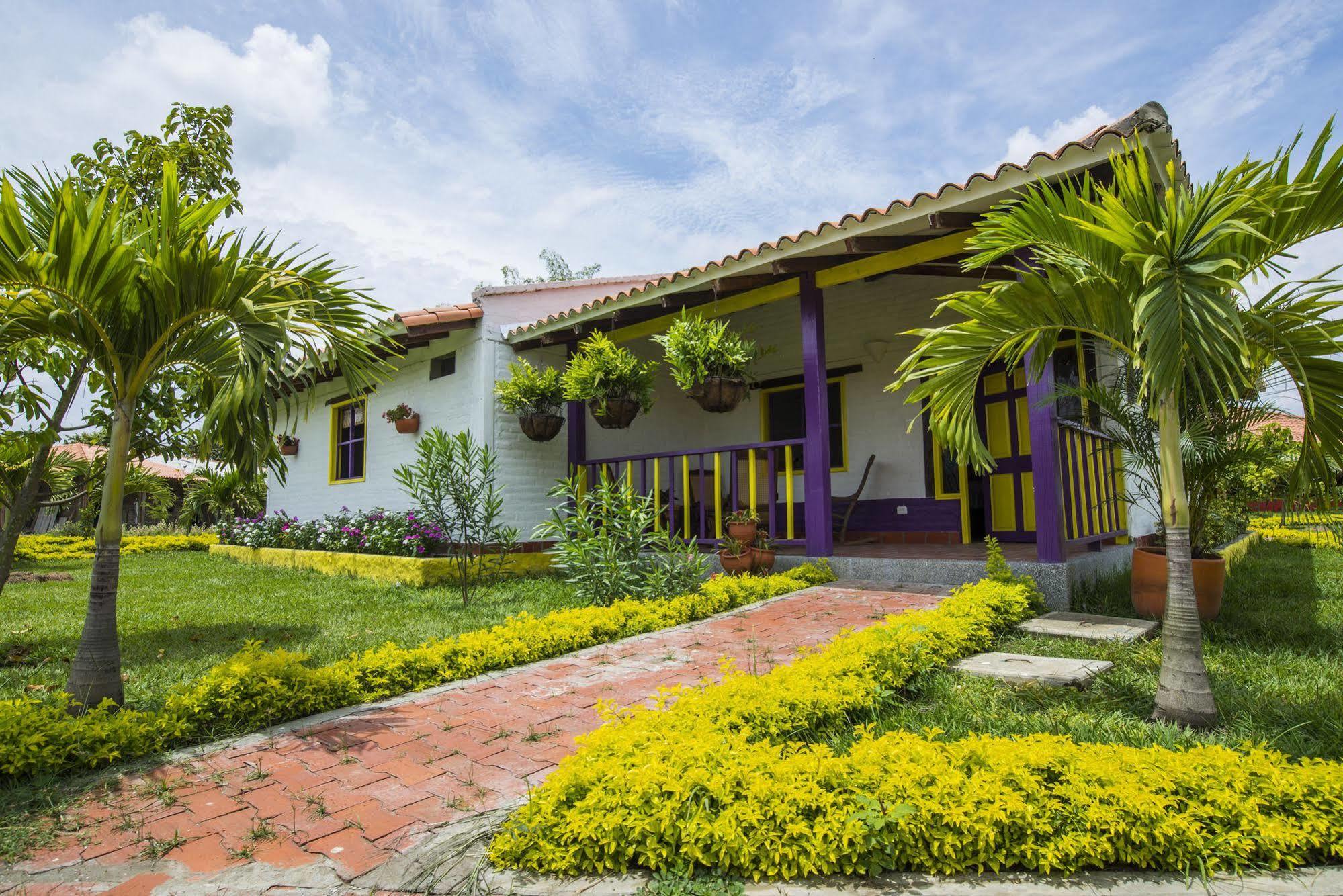 Hotel Campestre Tardes Calenas Yumbo Esterno foto